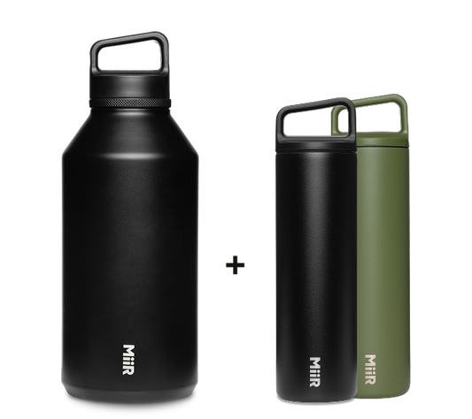 64oz-wm-bottle-2x-20oz-wm-bottles-x4 64oz-bundle-02_1_18b15d87-3696-46e8-b17a-5e1130138654.png