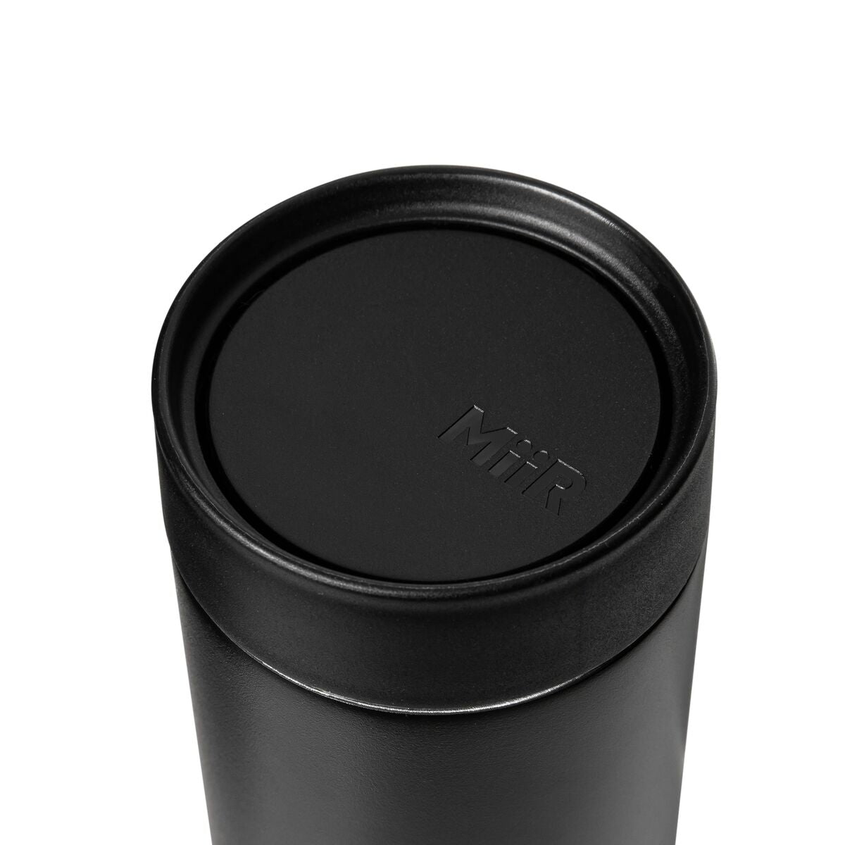 360-lid-o9 WebPDP-360_Lid_Black_X2Studio__3602PNWM002_Closeup_Closed.jpg