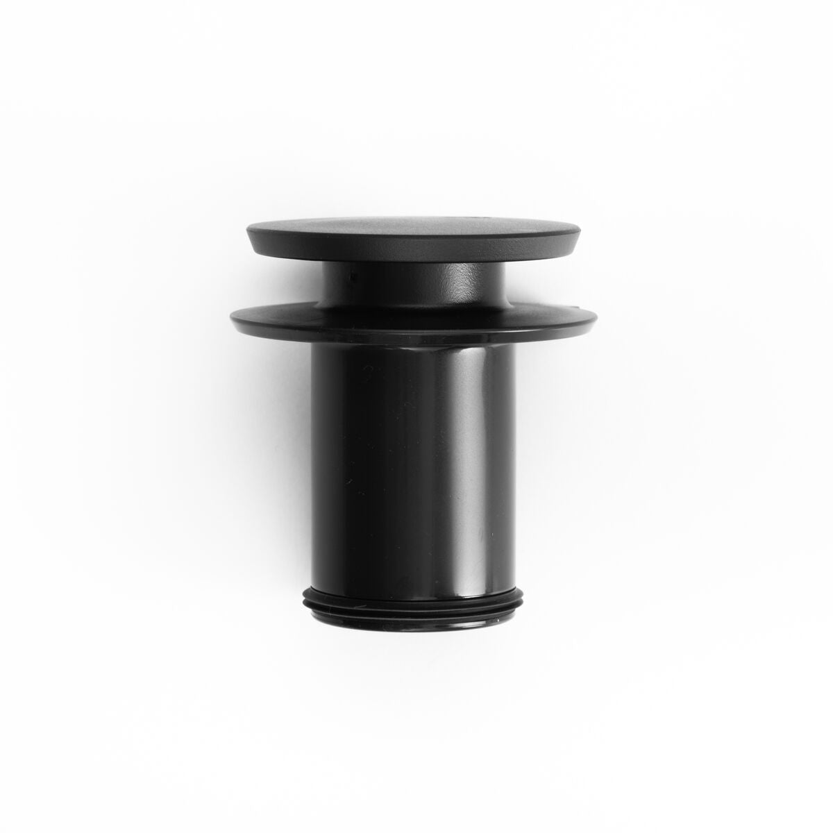 new-standard-carafe-k7 WebPDP-PolishedStainlessCarafe_33oz_SS_StudioX207182024_Lid__CAR1SVOS005.jpg
